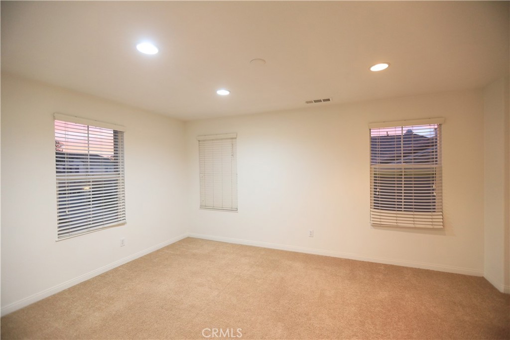 MLS #OC25261792 image #13