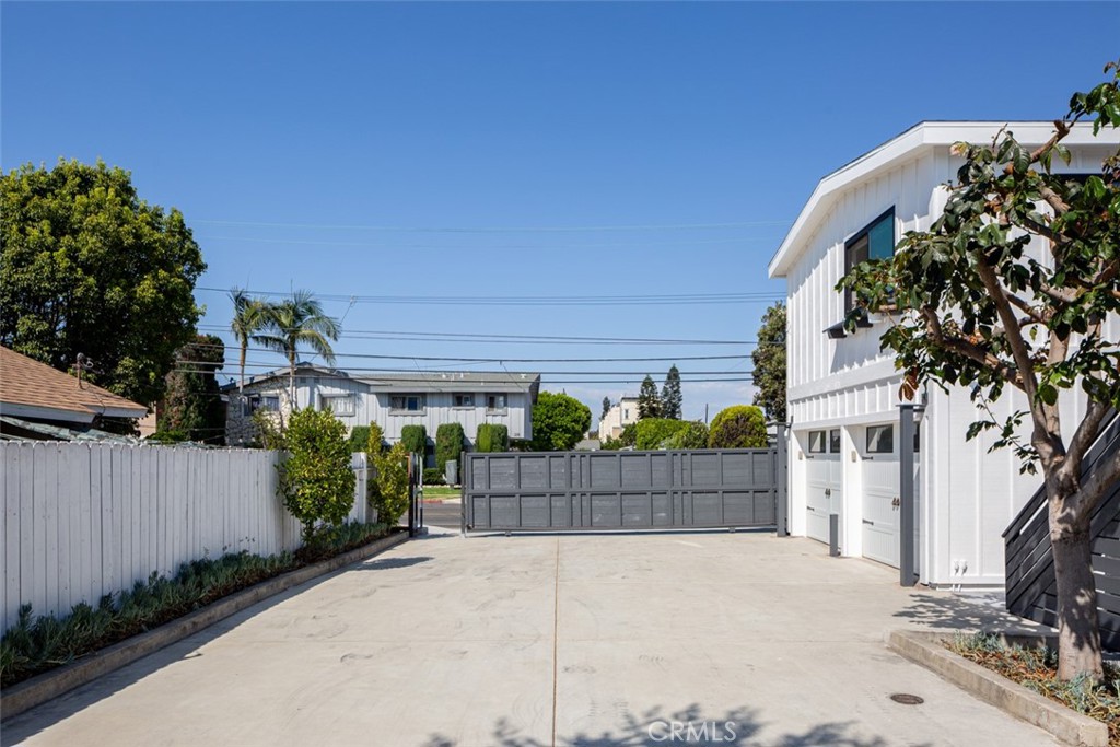 MLS #OC25261798 image #14