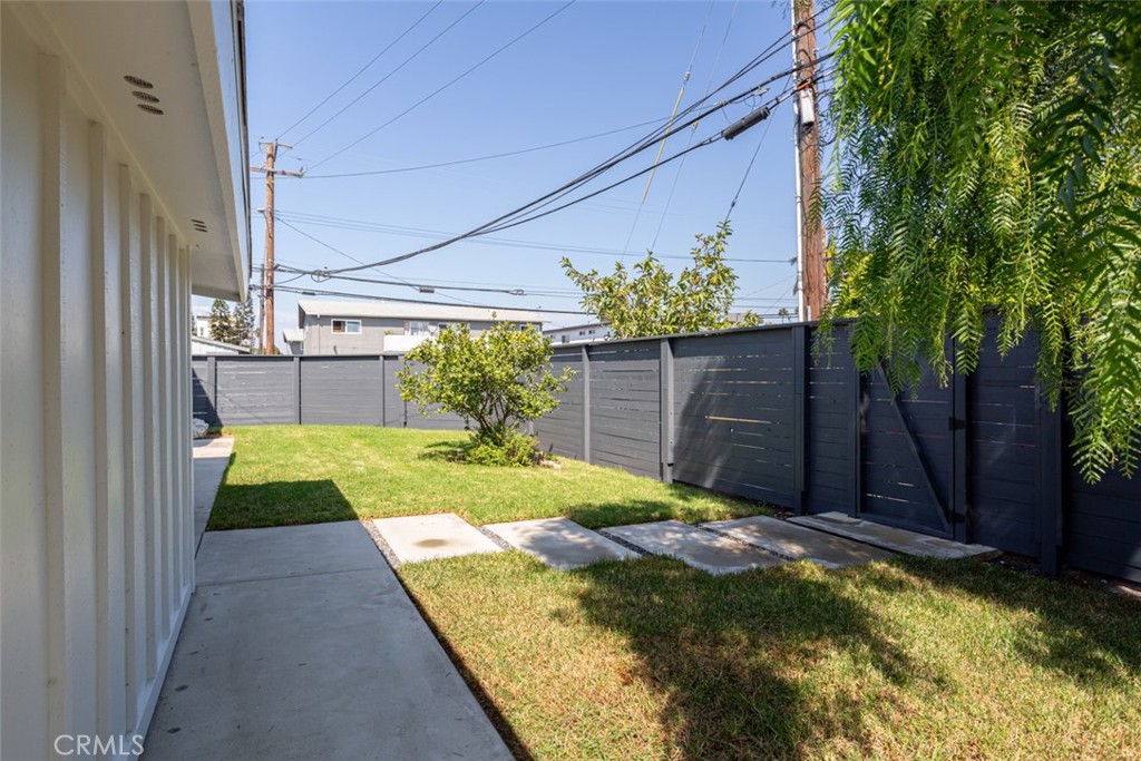 MLS #OC25261798 image #19