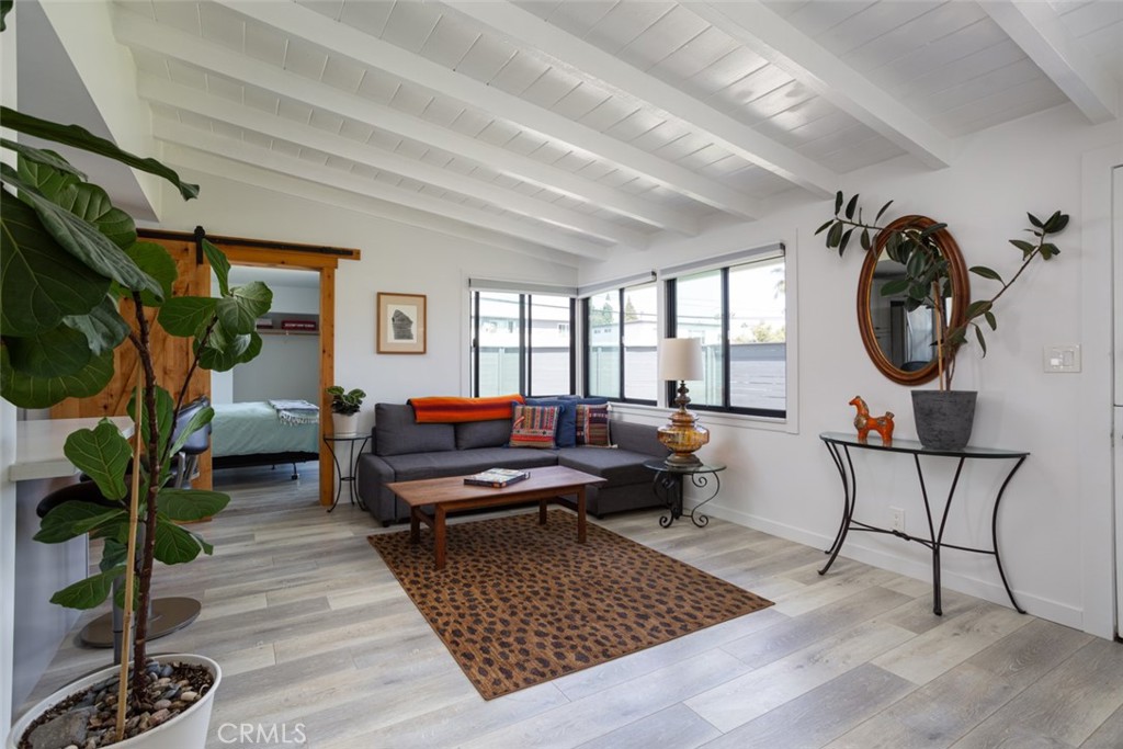 MLS #OC25261798 image #24