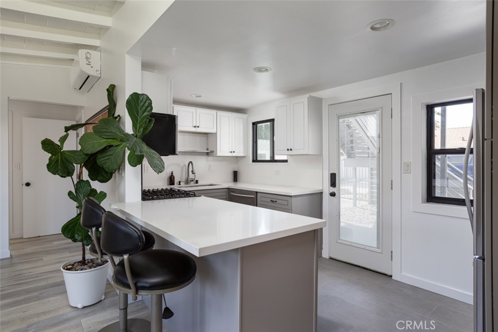 MLS #OC25261798 image #26