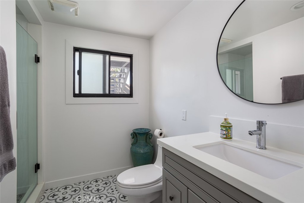 MLS #OC25261798 image #35