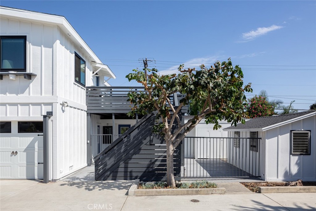 MLS #OC25261798 image #37