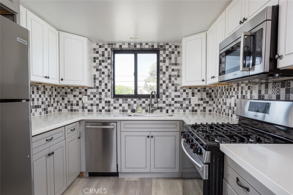 MLS #OC25261798 image #48