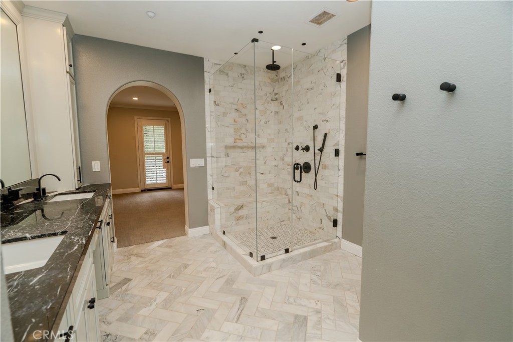 MLS #OC25261800 image #13