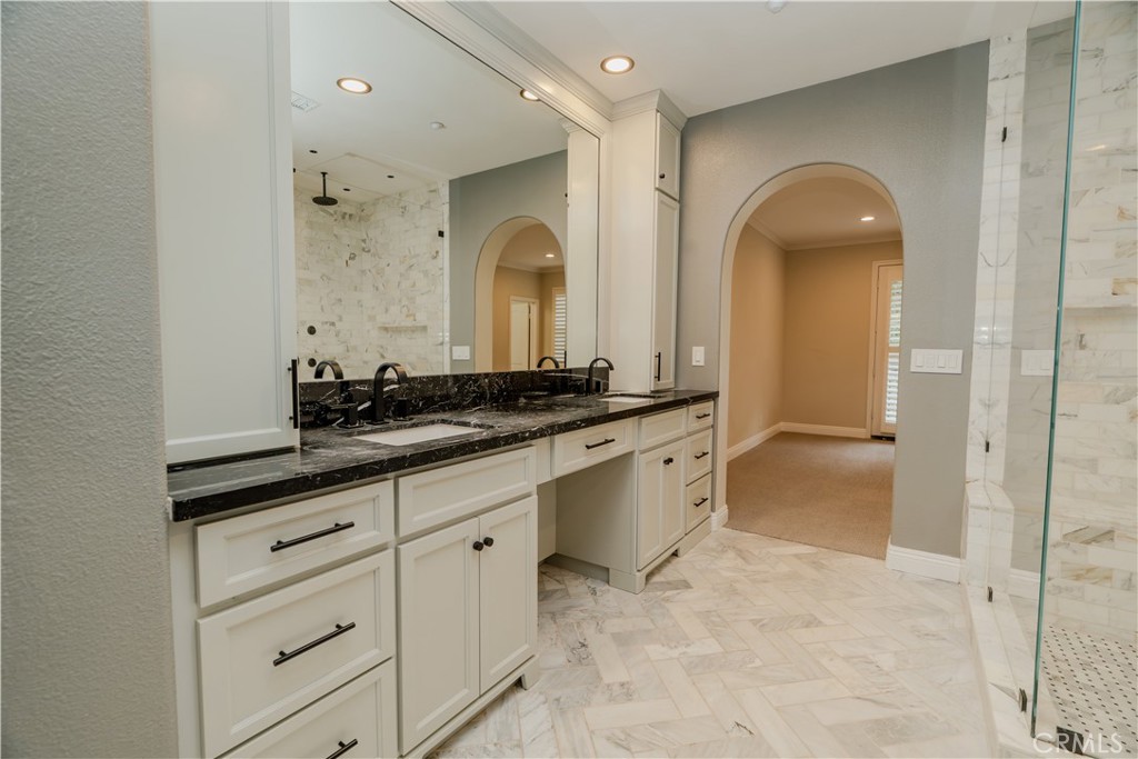 MLS #OC25261800 image #14