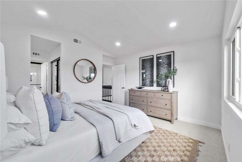 MLS #OC25261816 image #19