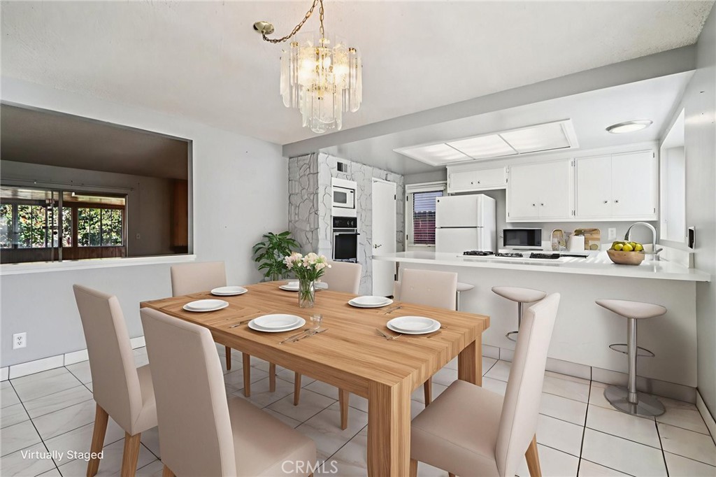 MLS #OC25261845 image #3