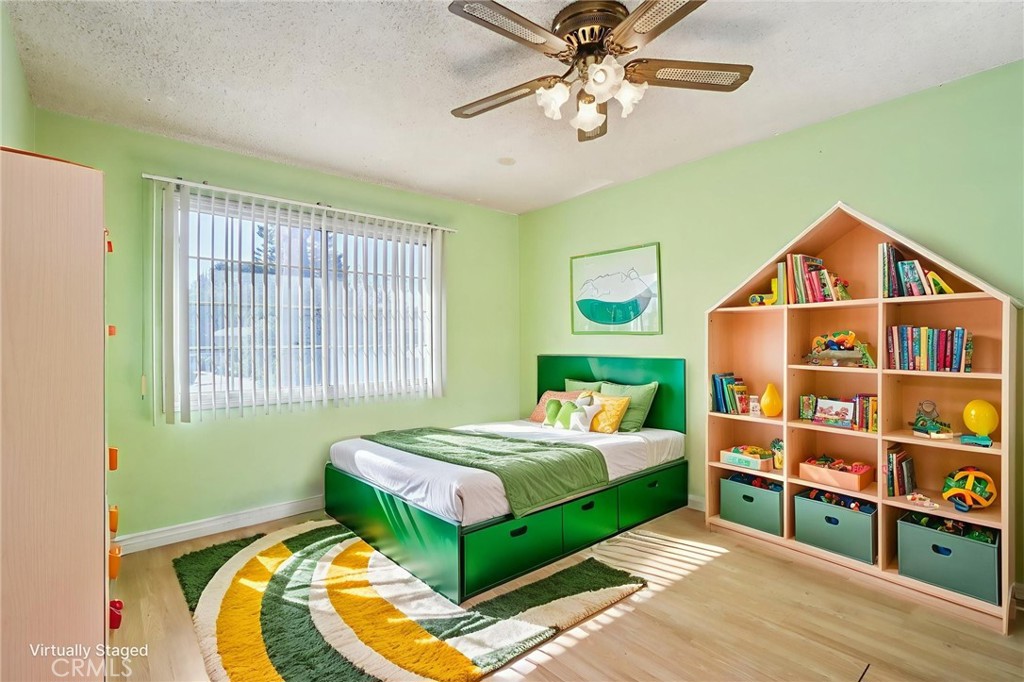 MLS #OC25261845 image #9