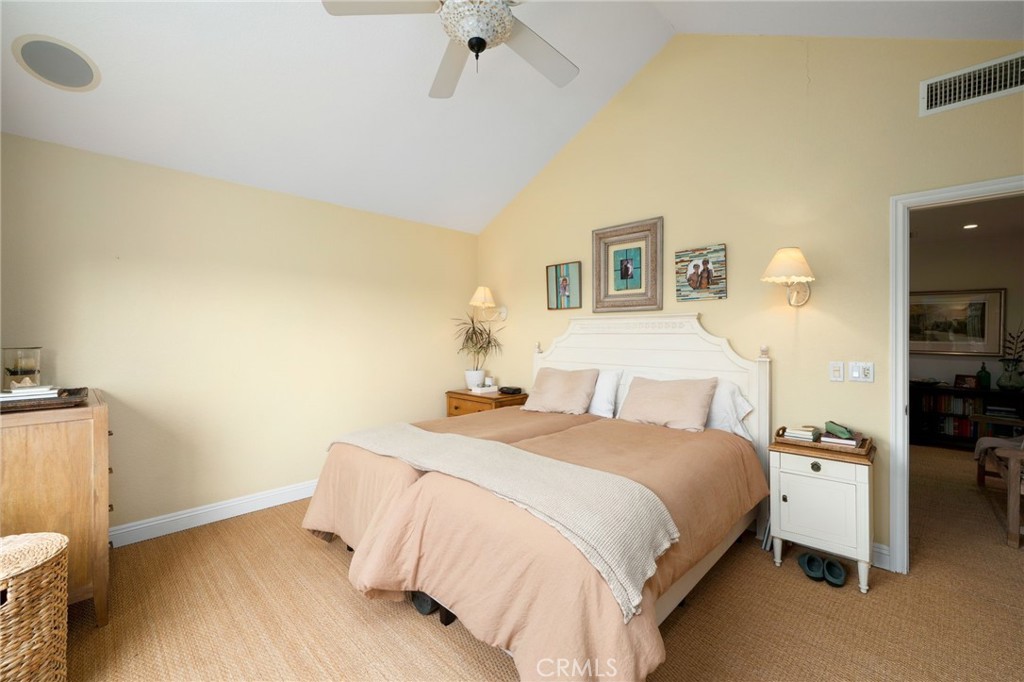 MLS #OC25261848 image #22