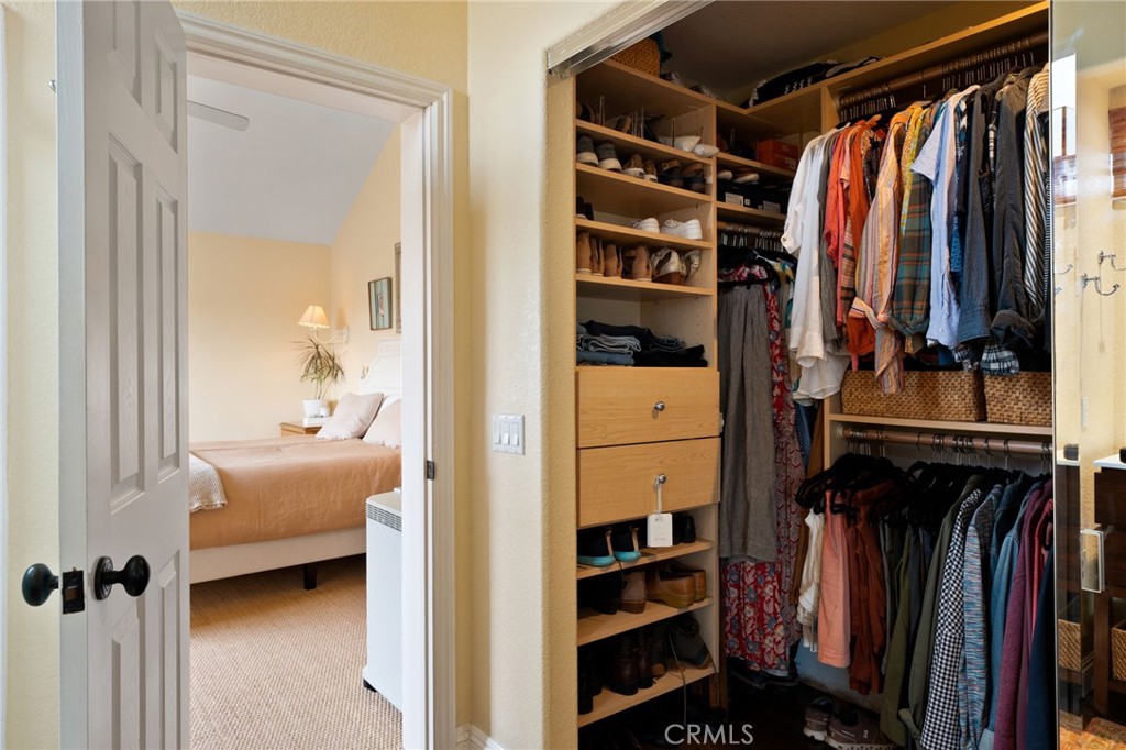 MLS #OC25261848 image #26