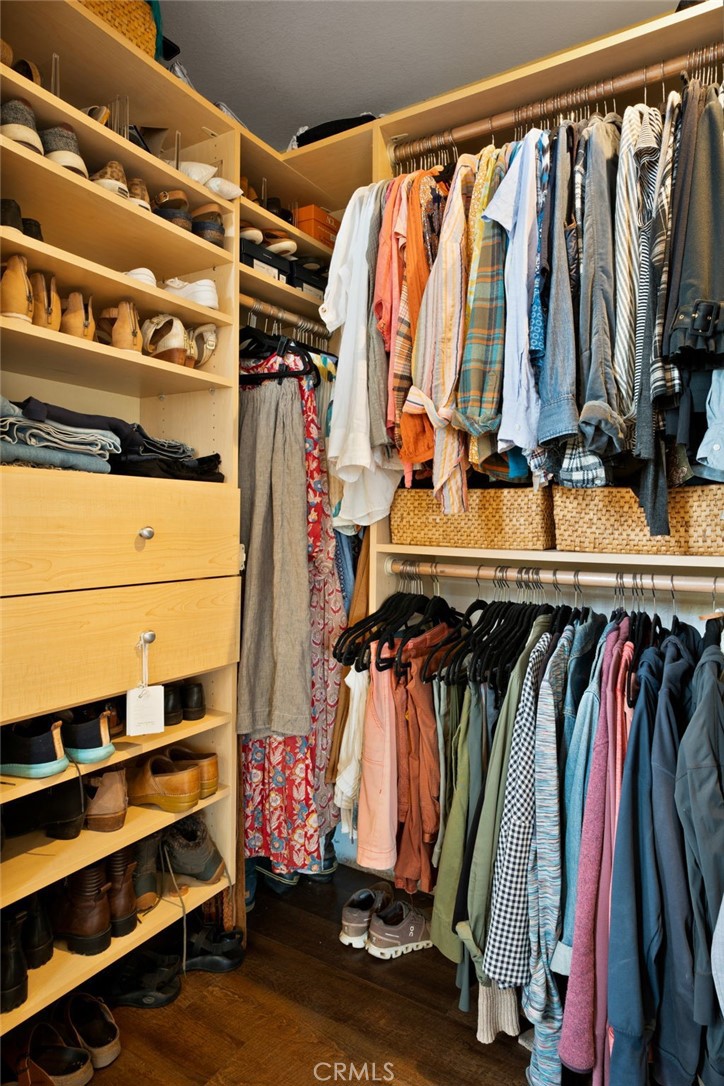 MLS #OC25261848 image #27