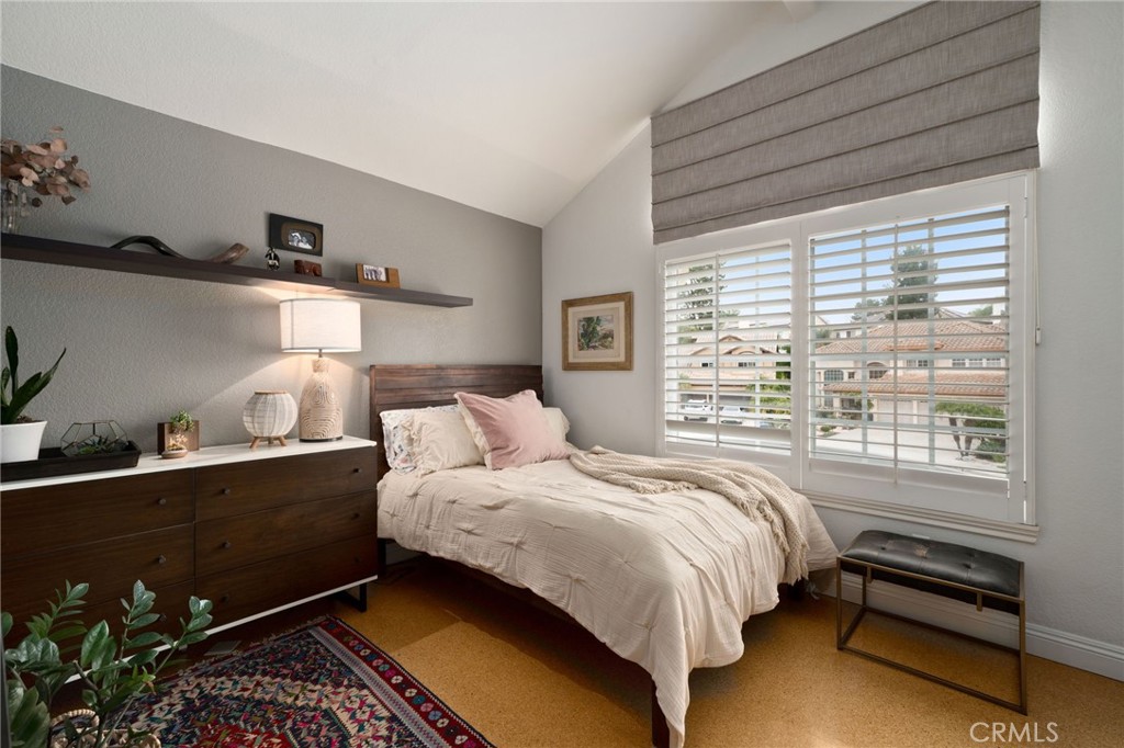 MLS #OC25261848 image #29