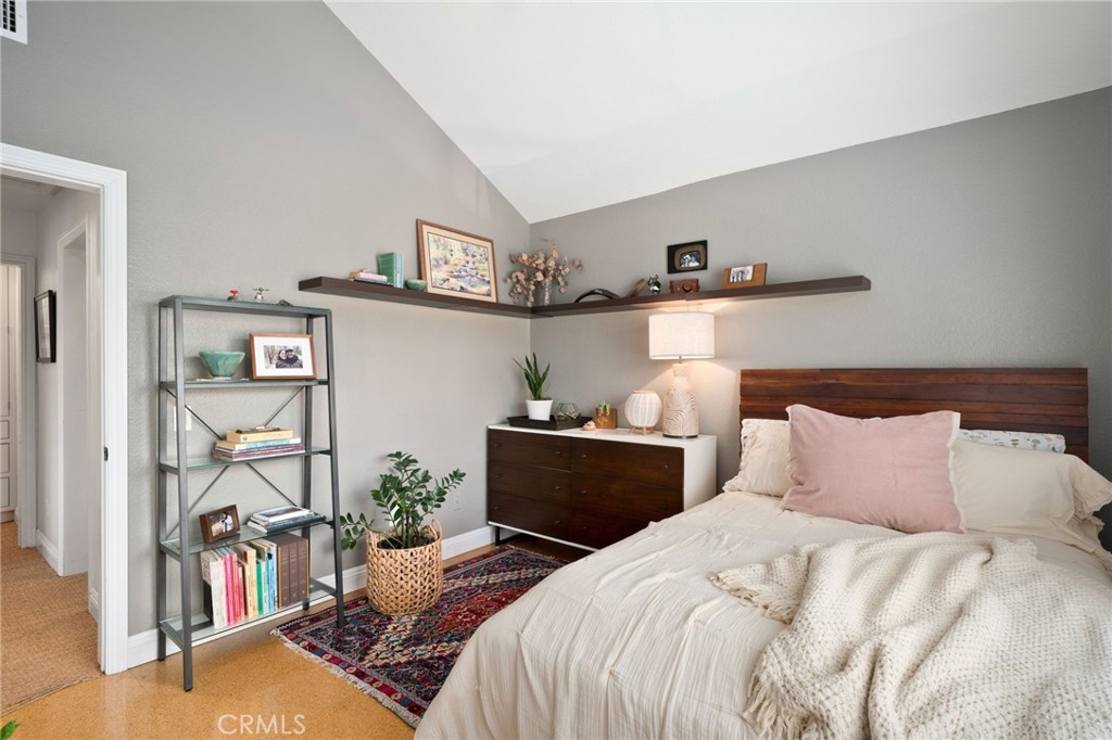 MLS #OC25261848 image #30