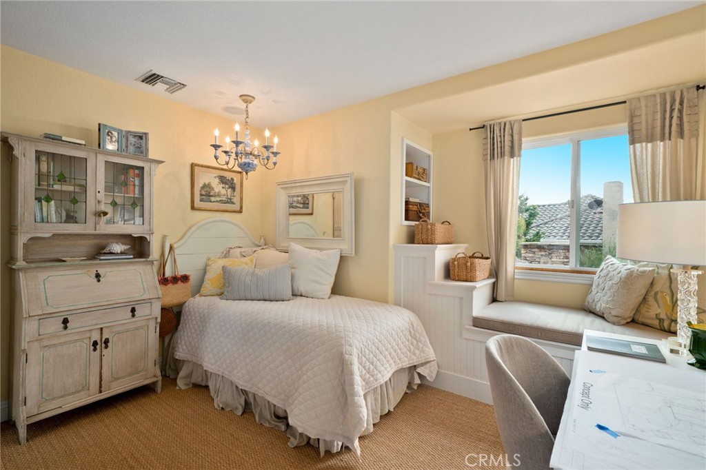 MLS #OC25261848 image #34