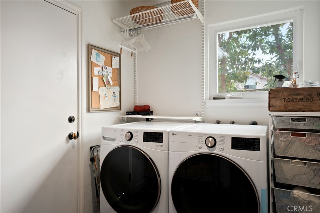 MLS #OC25261848 image #40