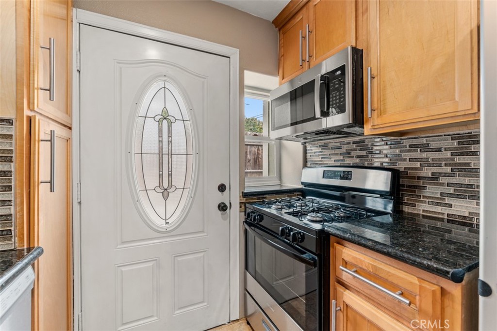 MLS #OC25261882 image #37