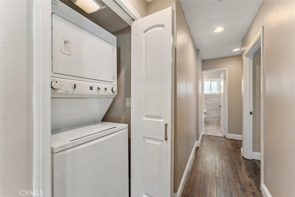 MLS #OC25261882 image #38