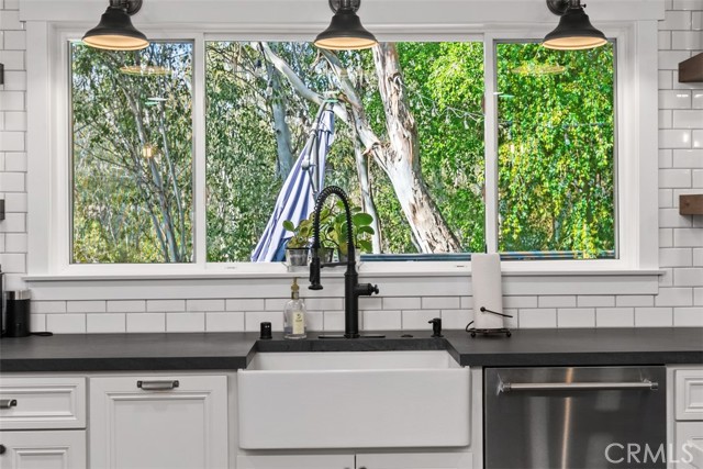 MLS #OC25261899 image #15