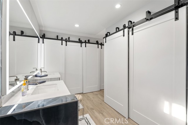 MLS #OC25261899 image #23