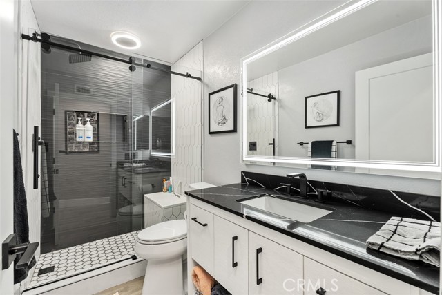 MLS #OC25261899 image #26