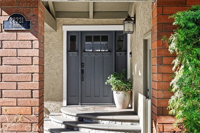 MLS #OC25261899 image #3