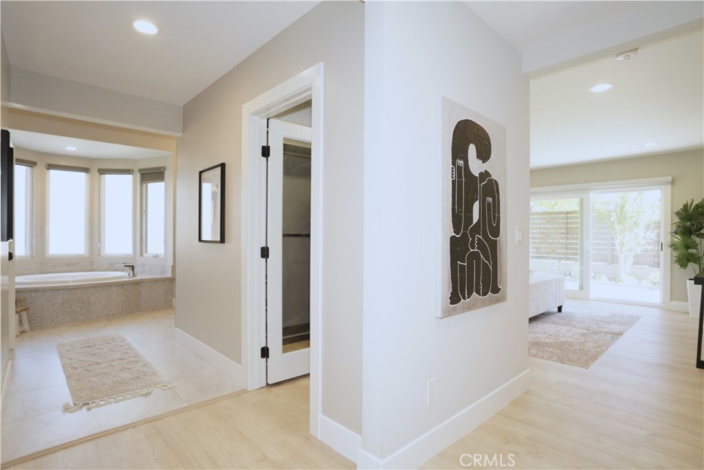 MLS #OC25261921 image #7