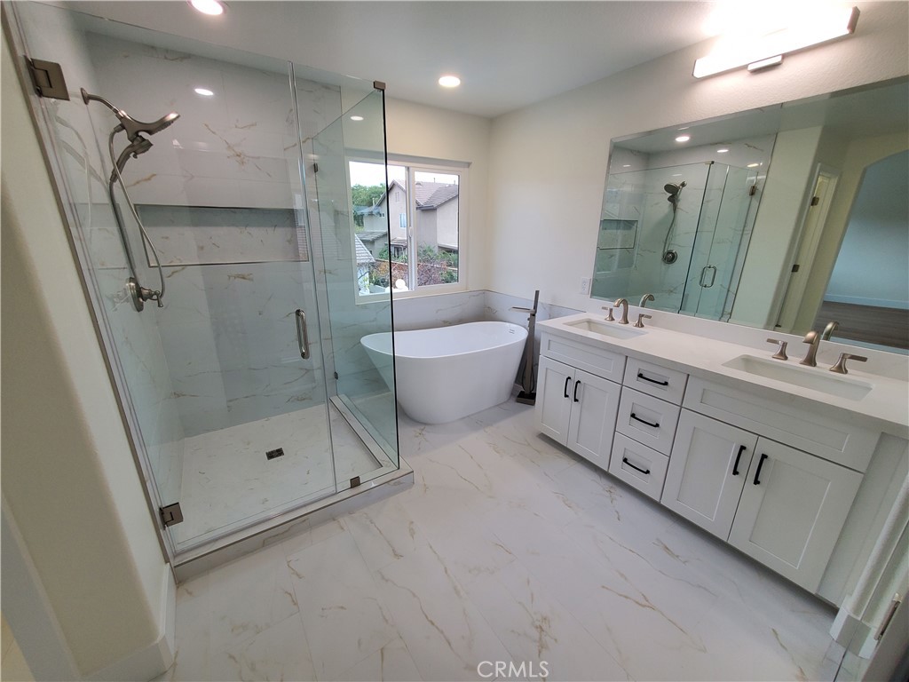 MLS #OC25261942 image #11