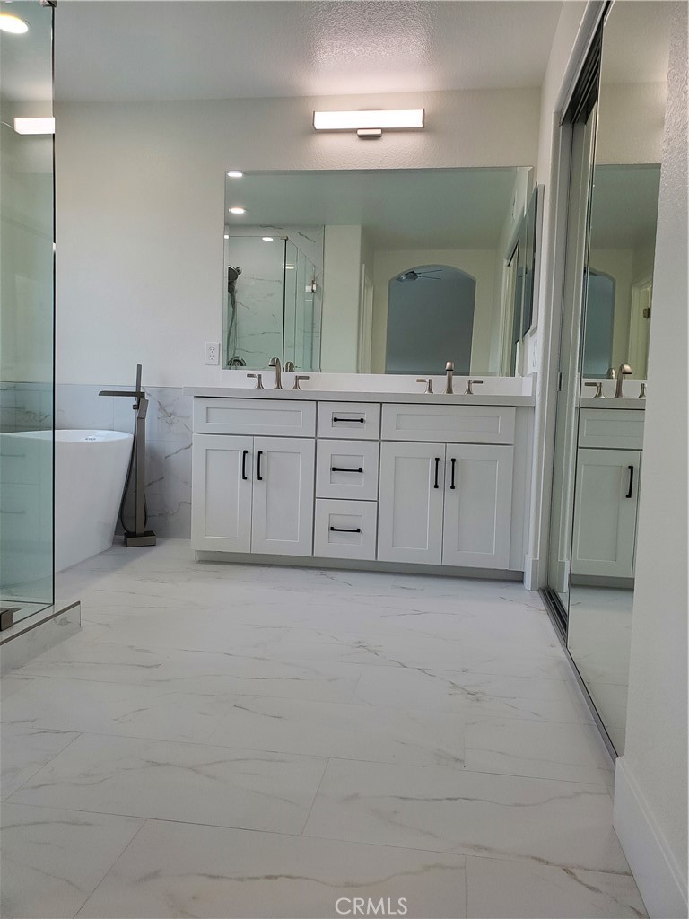 MLS #OC25261942 image #15