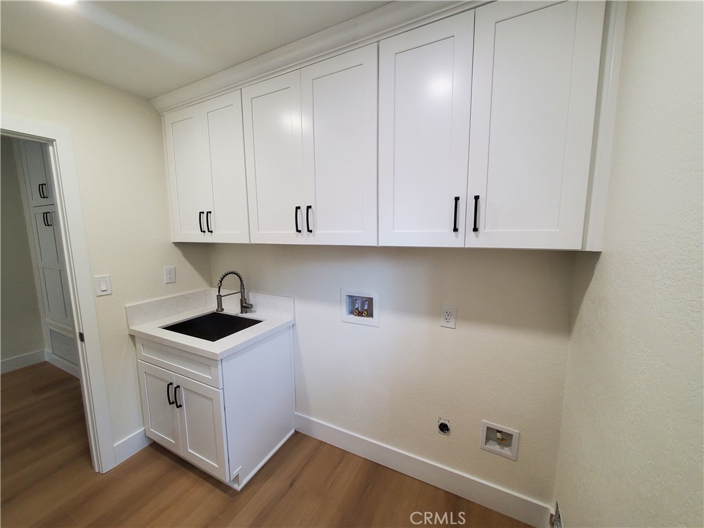 MLS #OC25261942 image #22