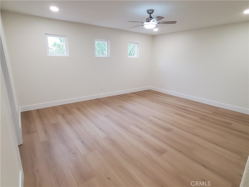 MLS #OC25261942 image #35