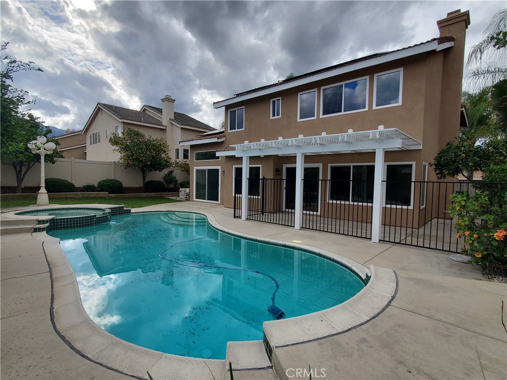 MLS #OC25261942 image #5