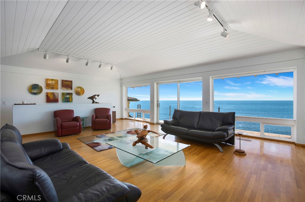 MLS #OC25261950 image #12