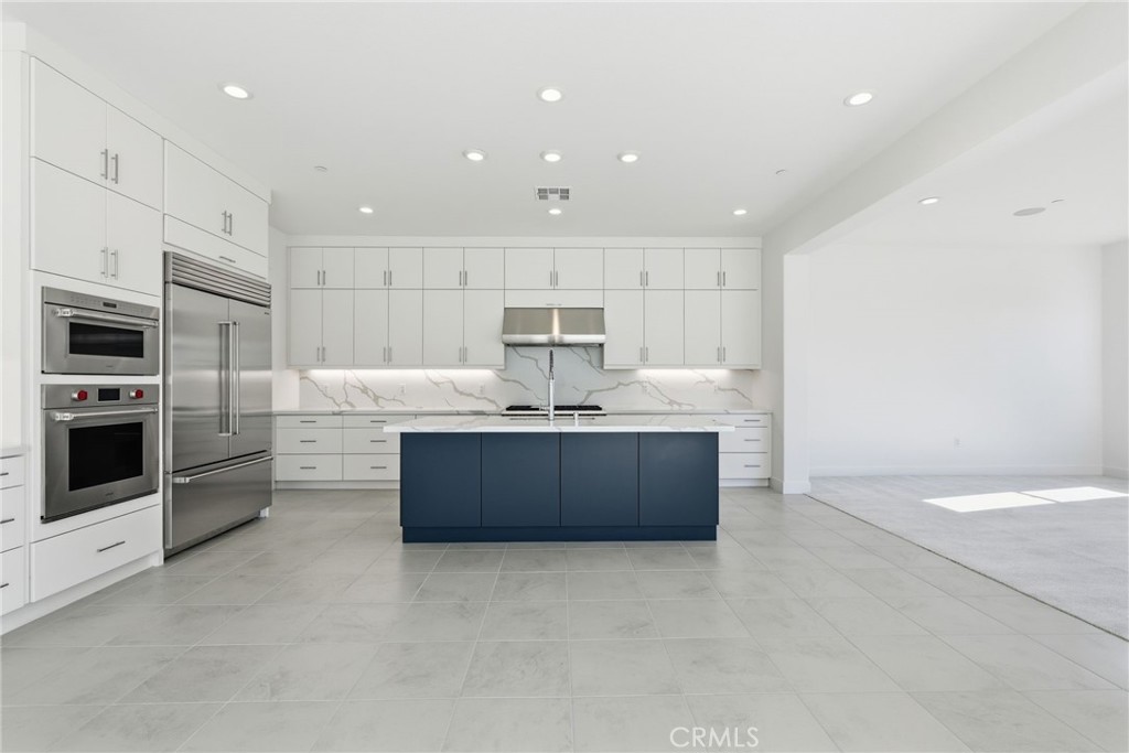 MLS #OC25261991 image #13