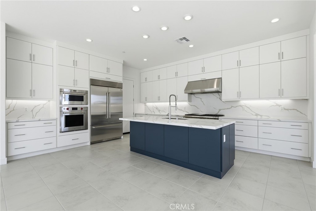 MLS #OC25261991 image #14