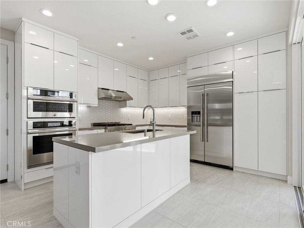 MLS #OC25261991 image #15