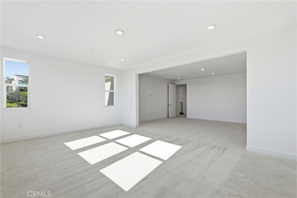 MLS #OC25261991 image #23