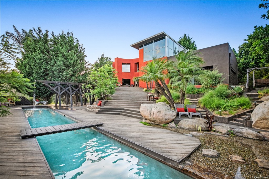 MLS #OC25262005 image #1