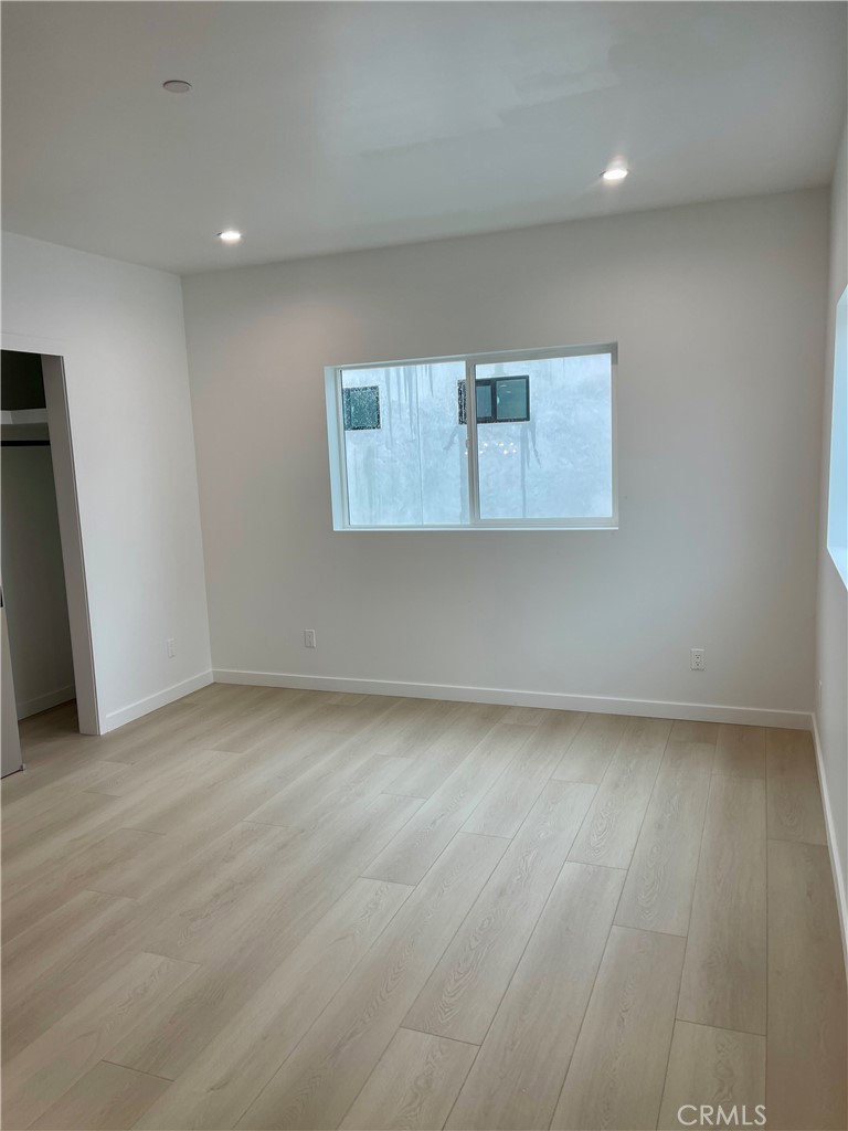 MLS #OC25262066 image #5