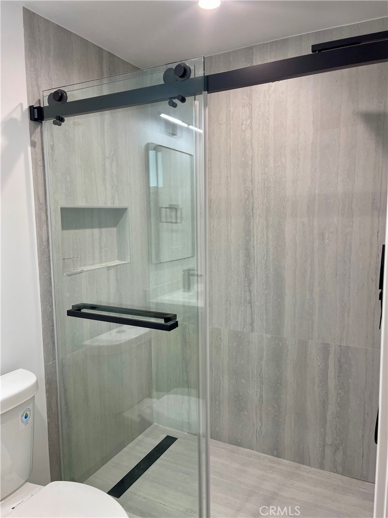 MLS #OC25262066 image #6