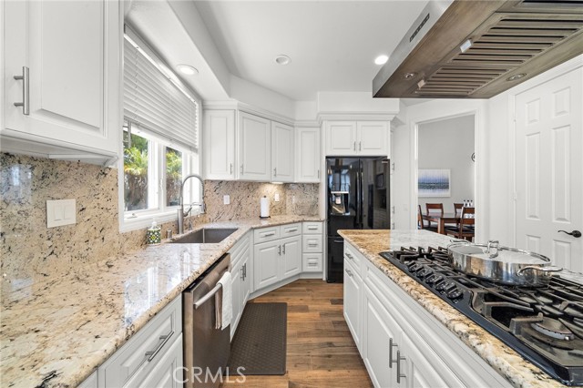 MLS #OC25262120 image #17