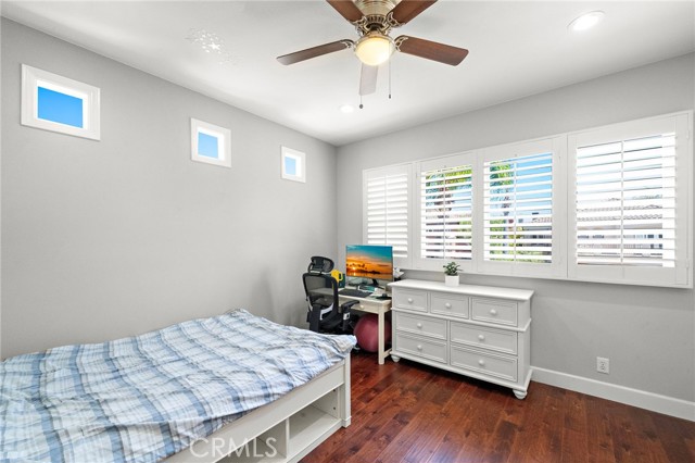 MLS #OC25262120 image #24