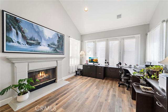 MLS #OC25262120 image #9