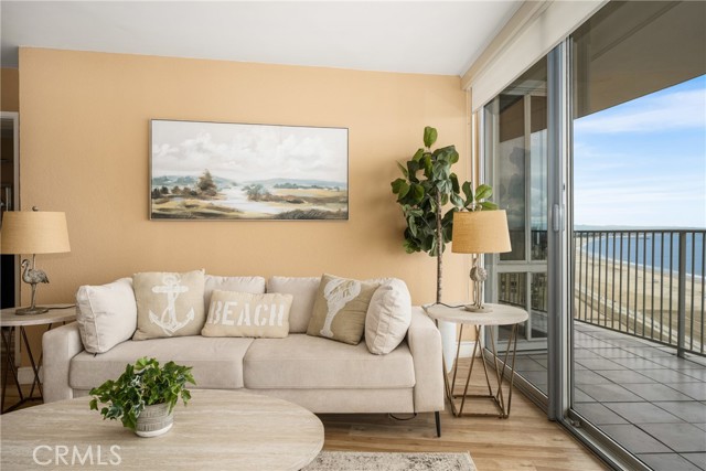 MLS #OC25262121 image #11