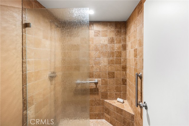 MLS #OC25262121 image #38