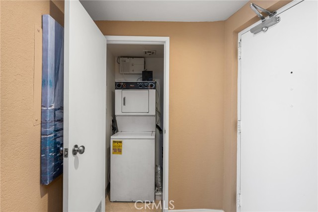 MLS #OC25262121 image #39