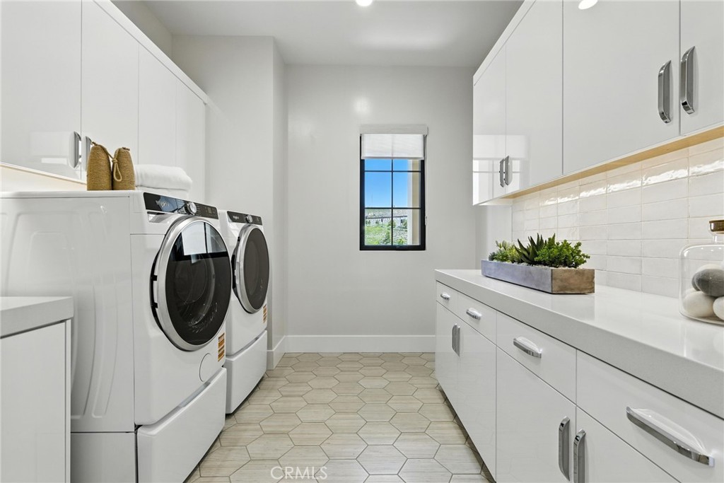 MLS #OC25262123 image #12