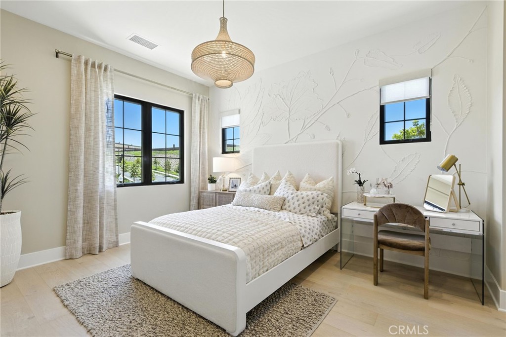 MLS #OC25262123 image #20