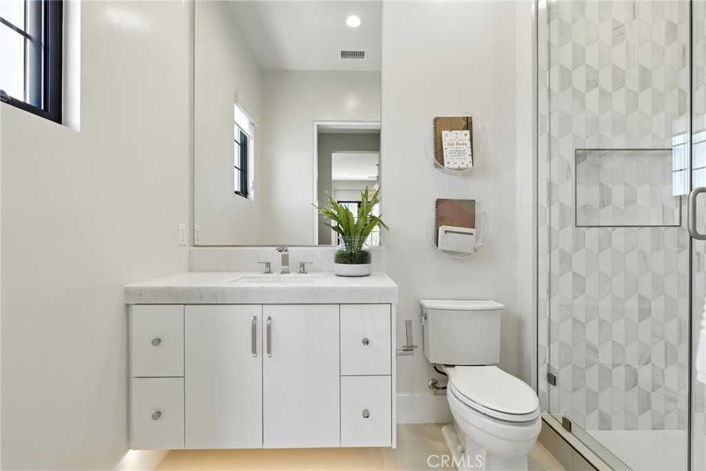 MLS #OC25262123 image #29