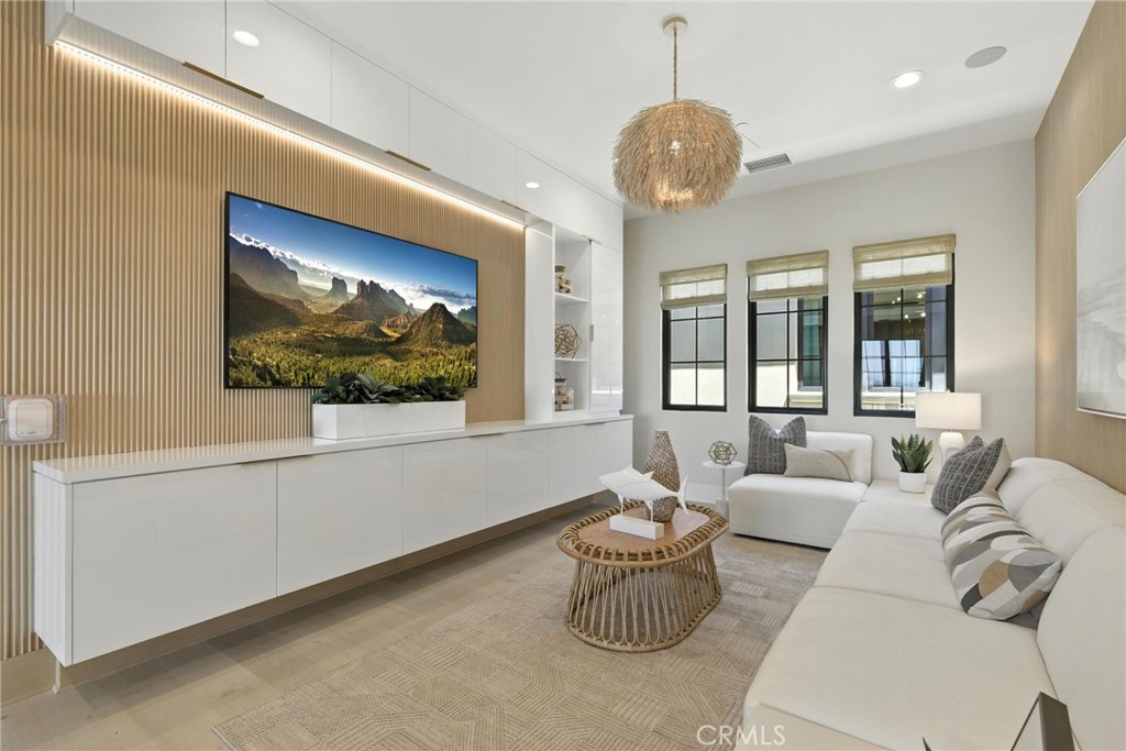 MLS #OC25262123 image #3